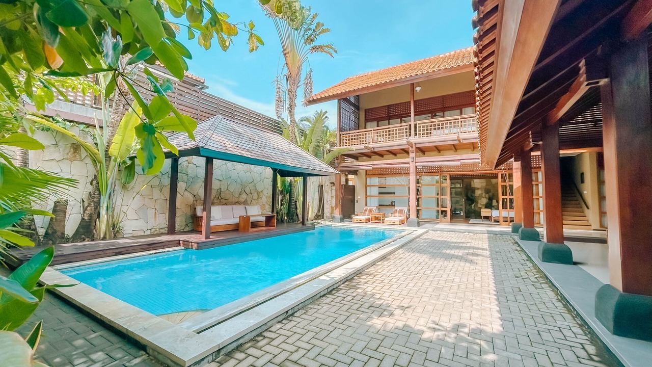 Photo of Outdoor in Sunset Road