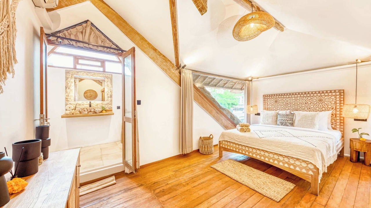 Photo of Bedroom in Drupadi