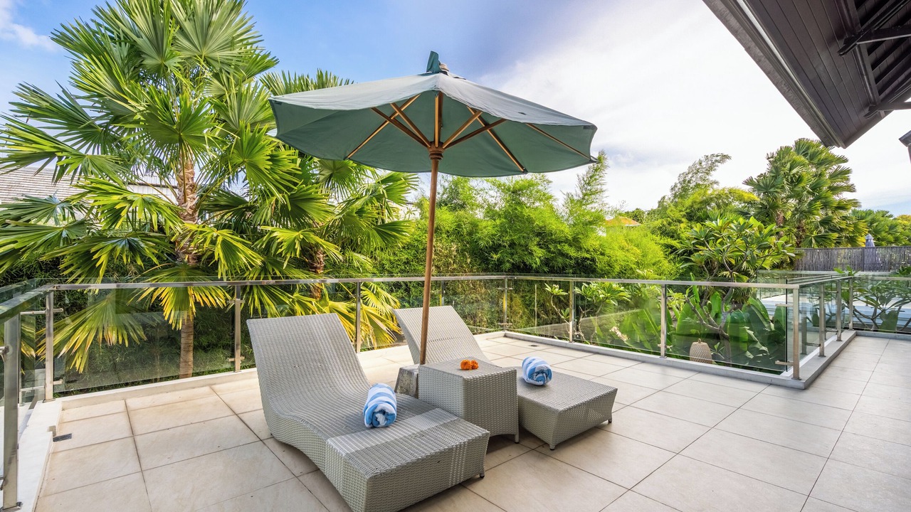 Photo of Patio Balcony in Sunset Road
