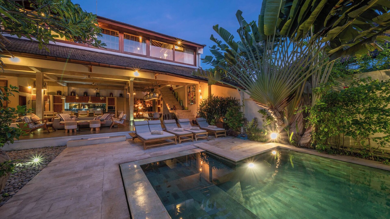 Photo of Outdoor in Sunset Road