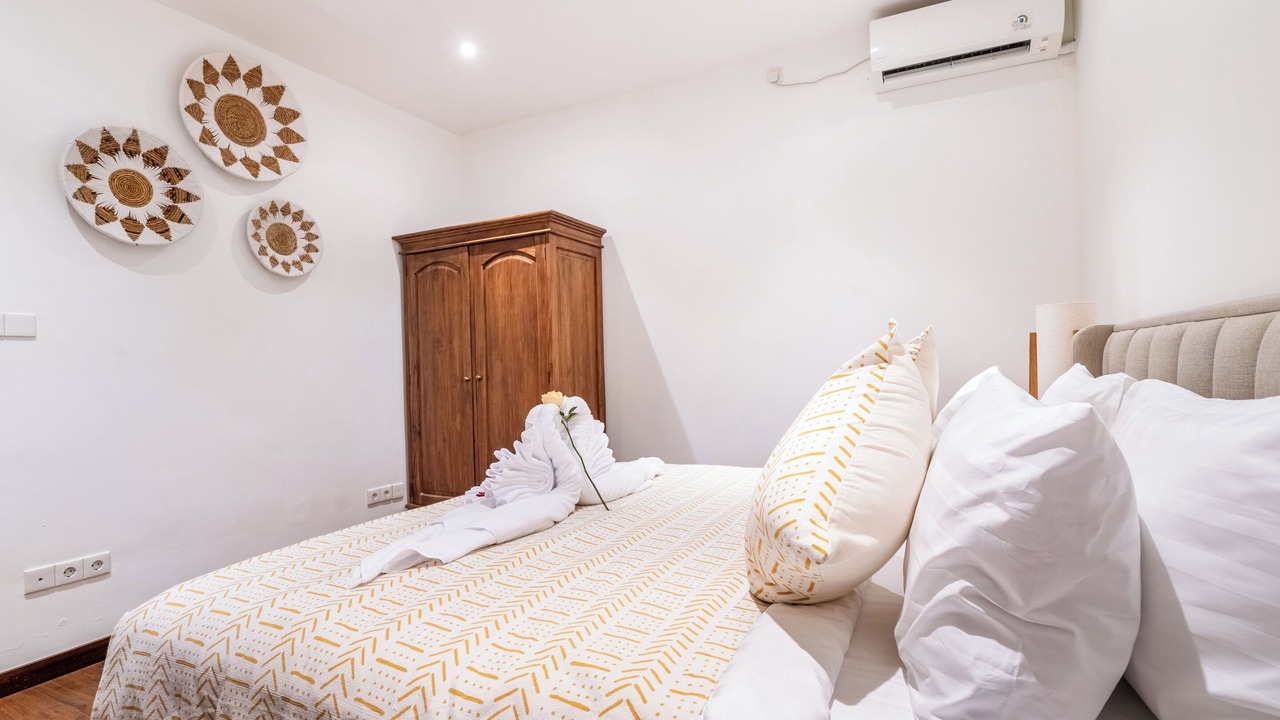 Photo of Bedroom in Sunset Road