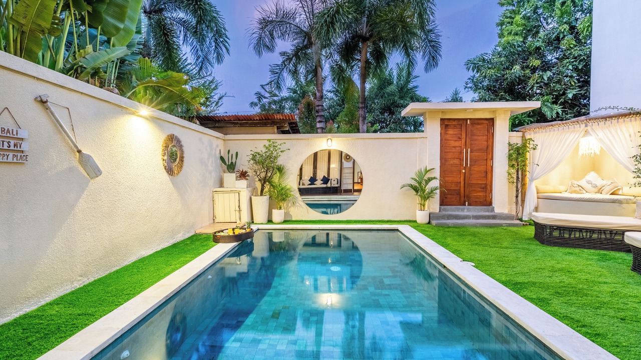 Photo of Outdoor in Sunset Road