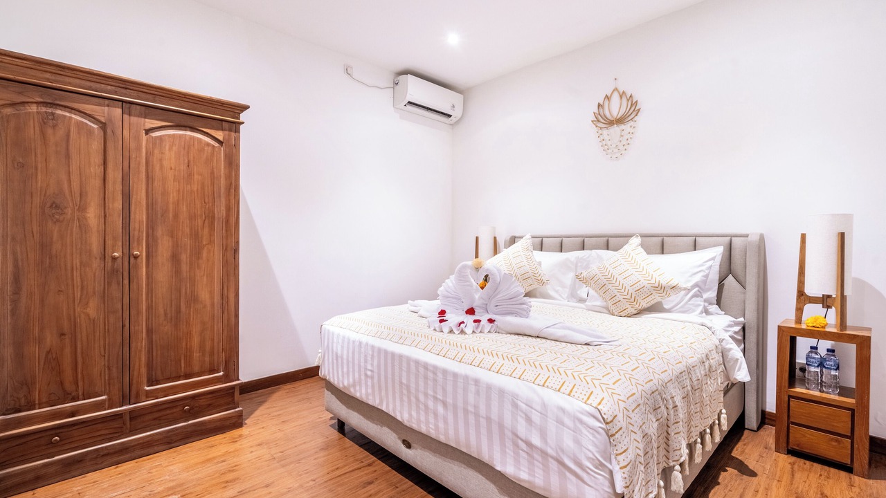 Photo of Bedroom in Sunset Road