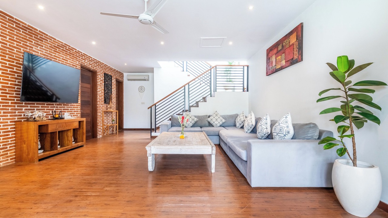 Photo of Livingroom in Sunset Road