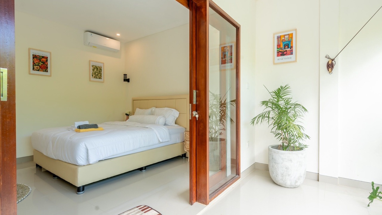 Photo of Bedroom in Pererenan