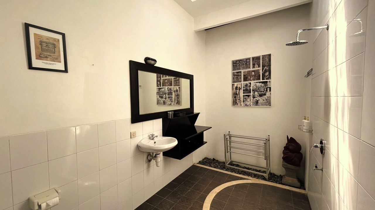 Photo of Bathroom in Lodtunduh