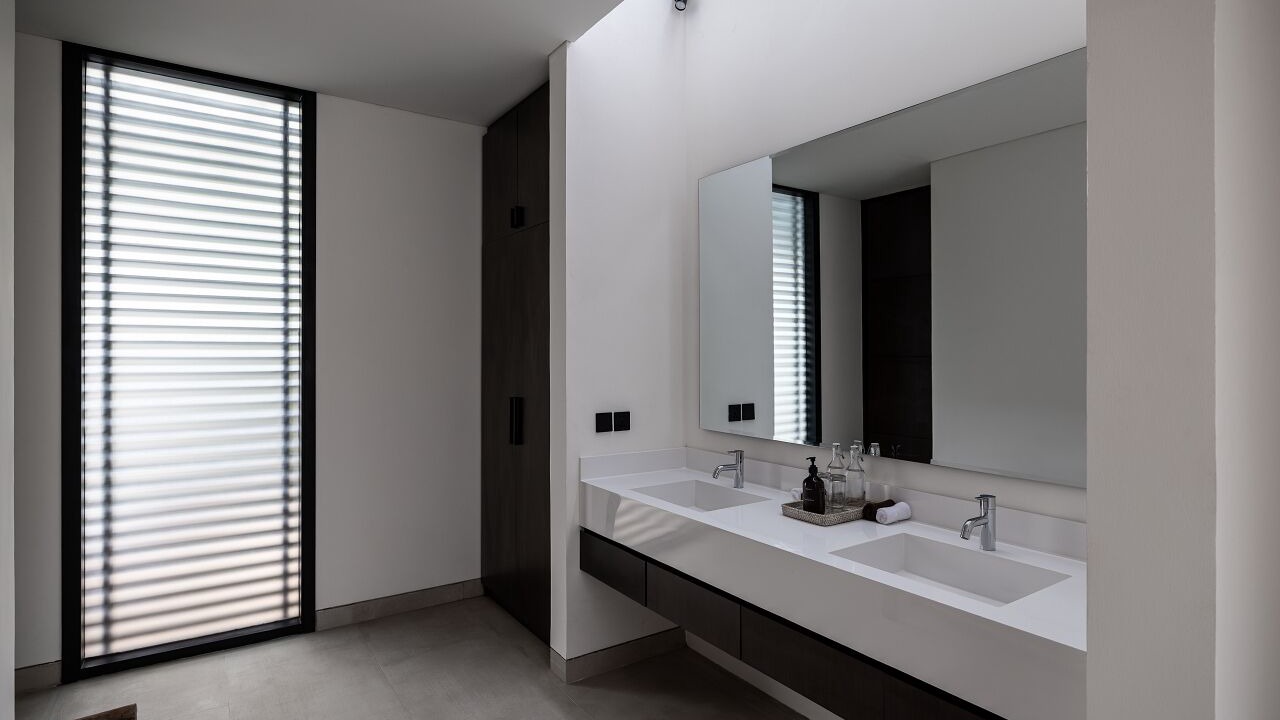 Photo of Bathroom in Petitenget