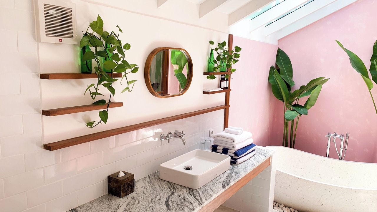 Photo of Bathroom in Laksmana