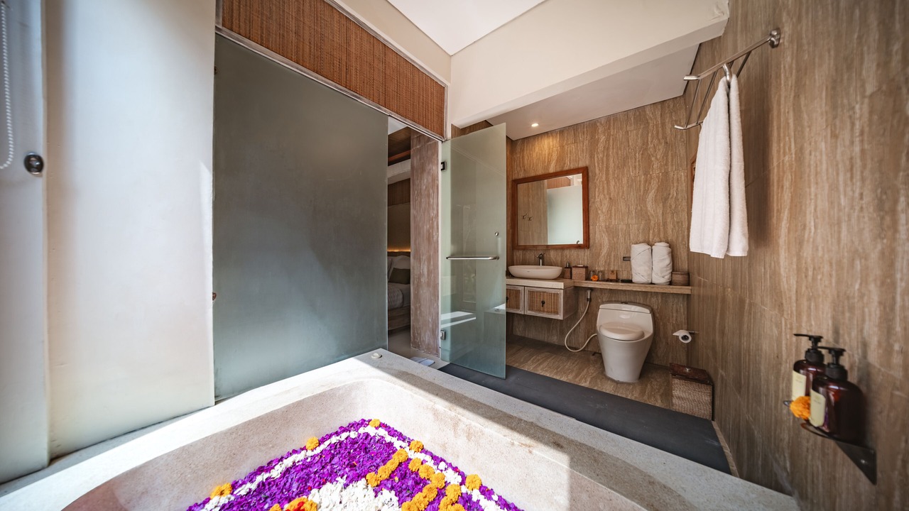 Photo of Bathroom in Raya Kuta