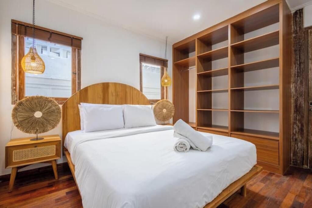 Photo of Bedroom in Kartika Plaza