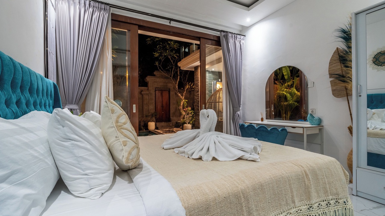 Photo of Bedroom in Drupadi