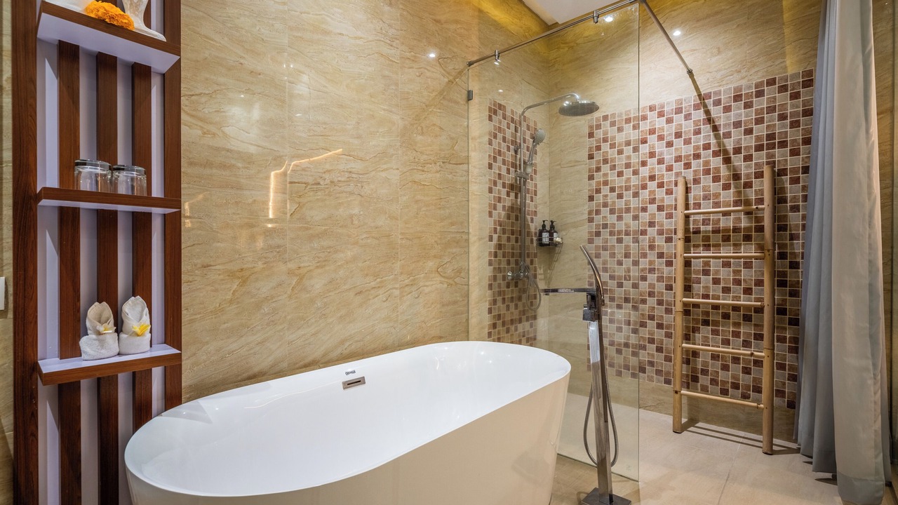 Photo of Bathroom in Sunset Road