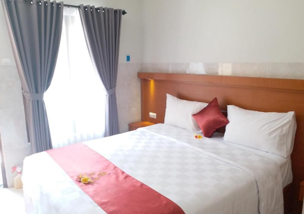 Photo of Bedroom in Kartika Plaza