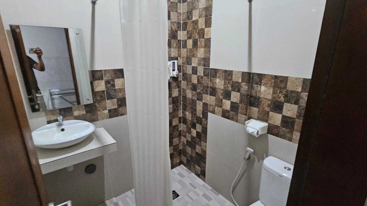 Photo of Bathroom in Kartika Plaza
