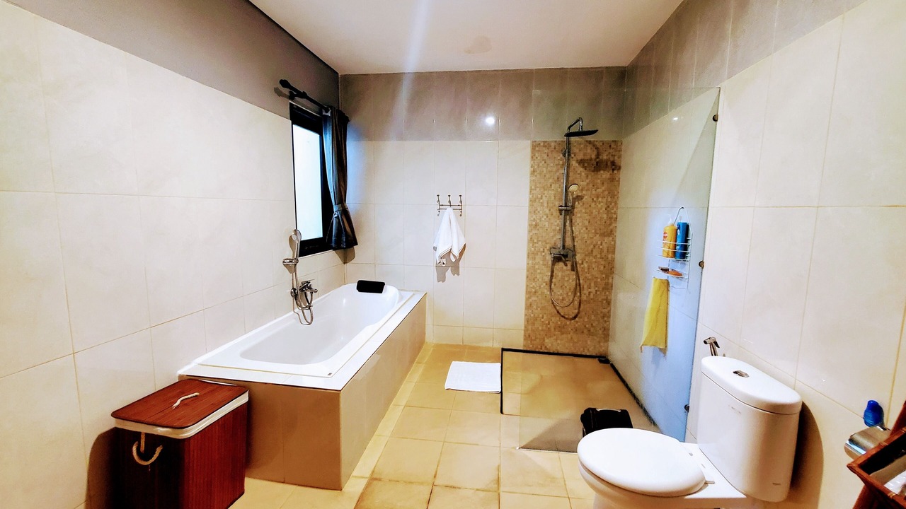 Photo of Bathroom in Babakan