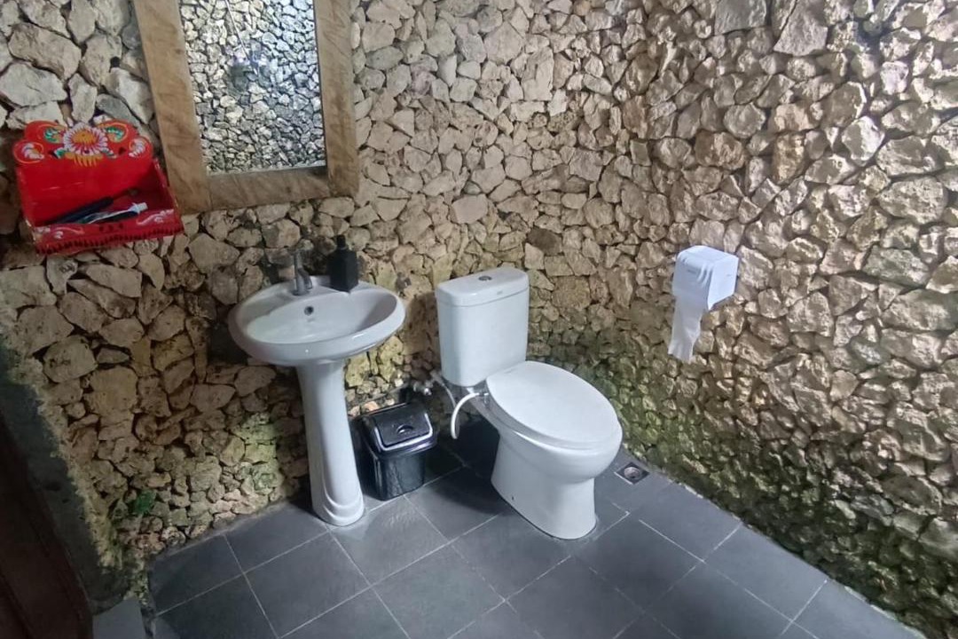 Photo of Bathroom in Klumpu