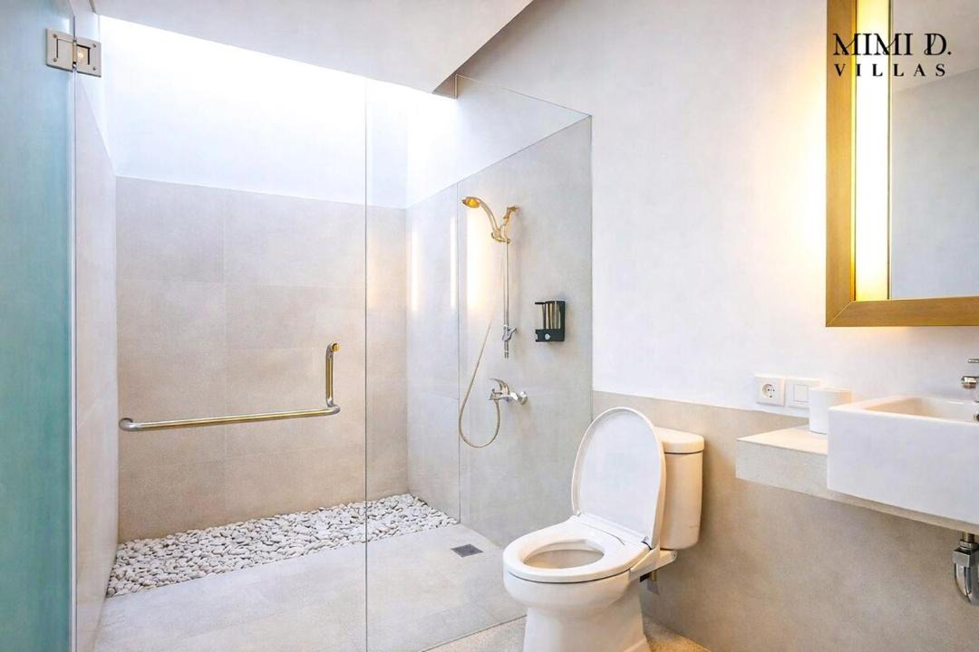 Photo of Others in Sunset Road