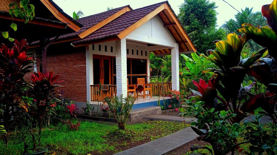 Photo of Others in Tetebatu