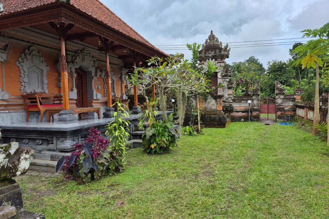 Photo of Others in Selat