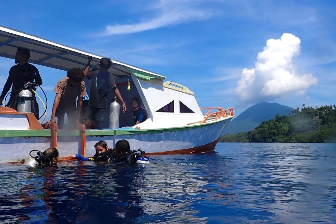 Photo of Others in Bunaken
