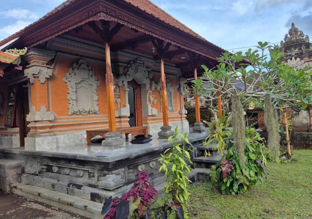 Photo of Others in Selat
