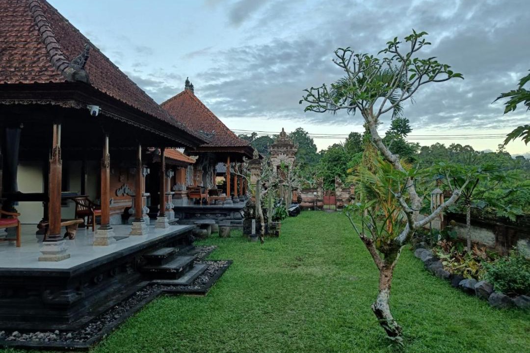 Photo of Others in Selat