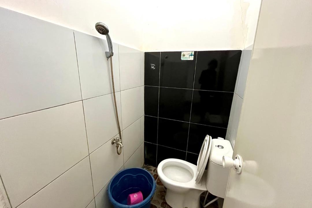 Photo of Bathroom in Dinoyo