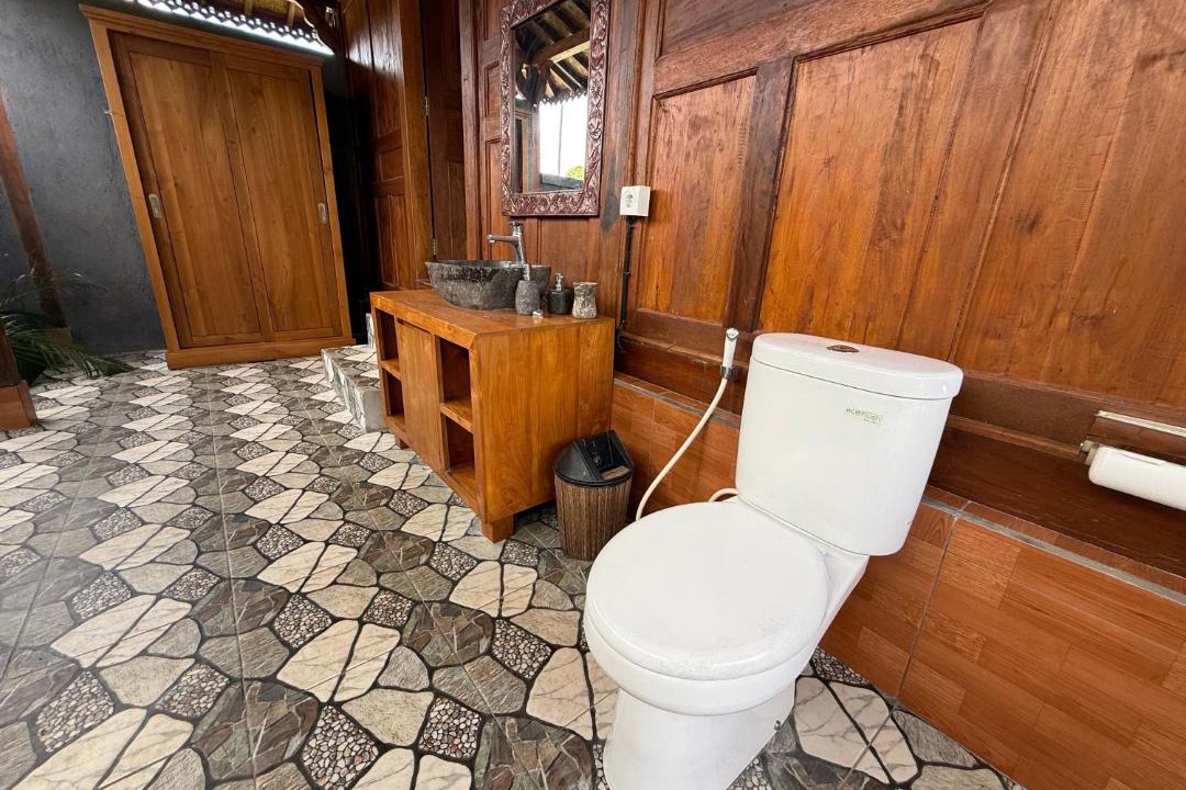 Photo of Bathroom in Sambahan