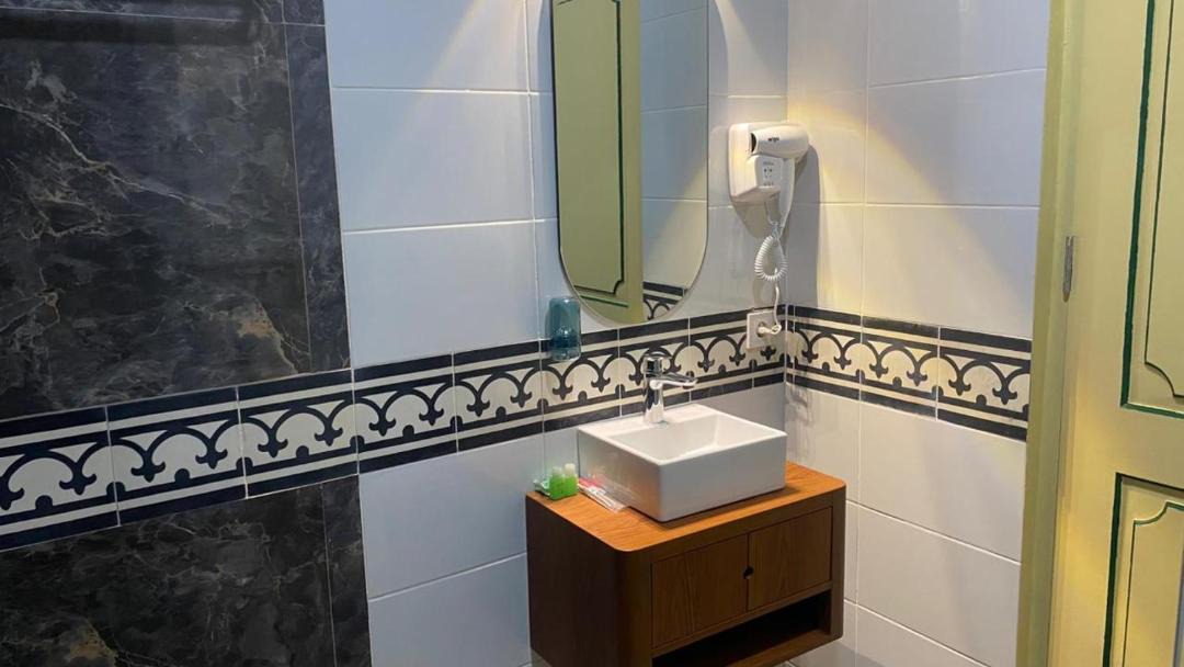 Photo of Bathroom in Laweyan