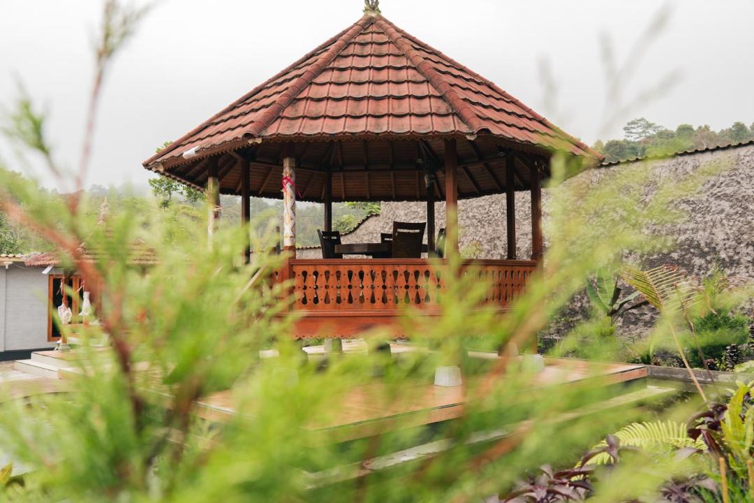 Photo of Others in Munduk
