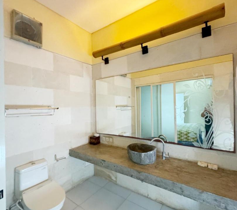 Photo of Bathroom in Mumbul