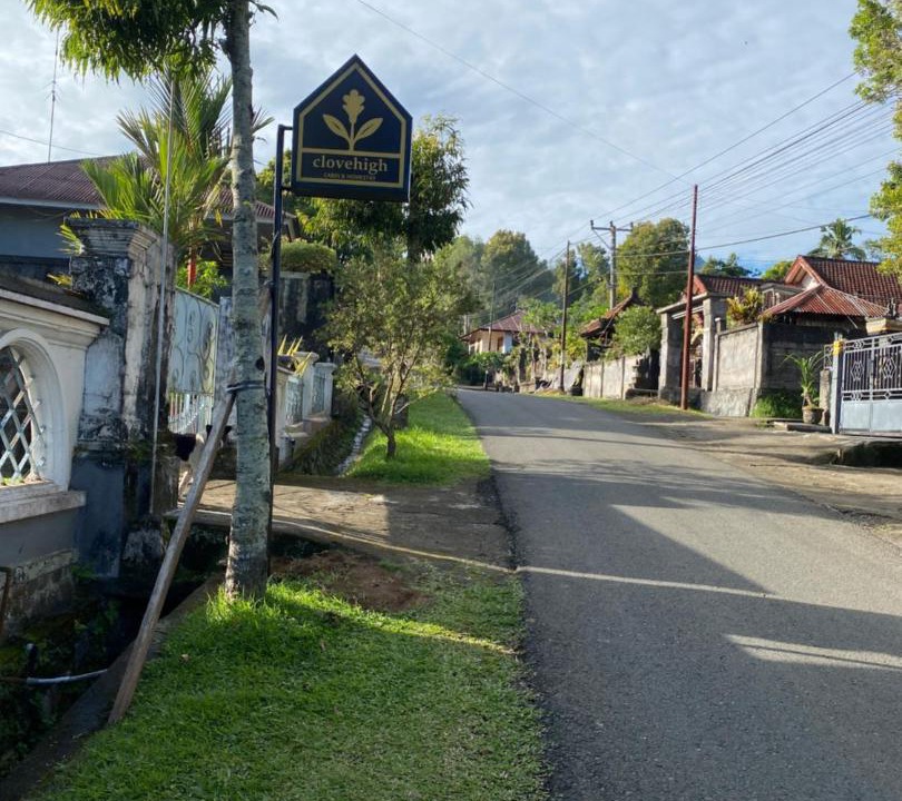 Photo of Others in Munduk