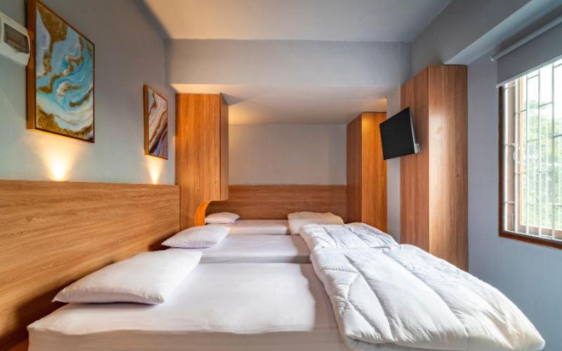 Photo of Bedroom in Sunset Road