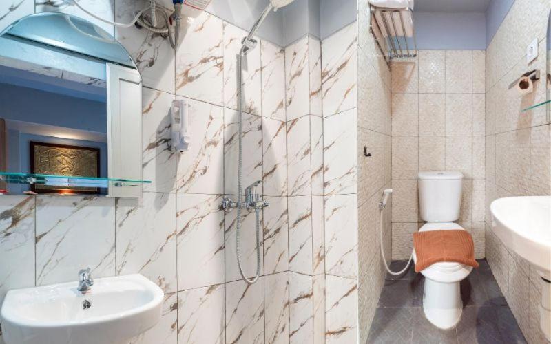 Photo of Bathroom in Sunset Road