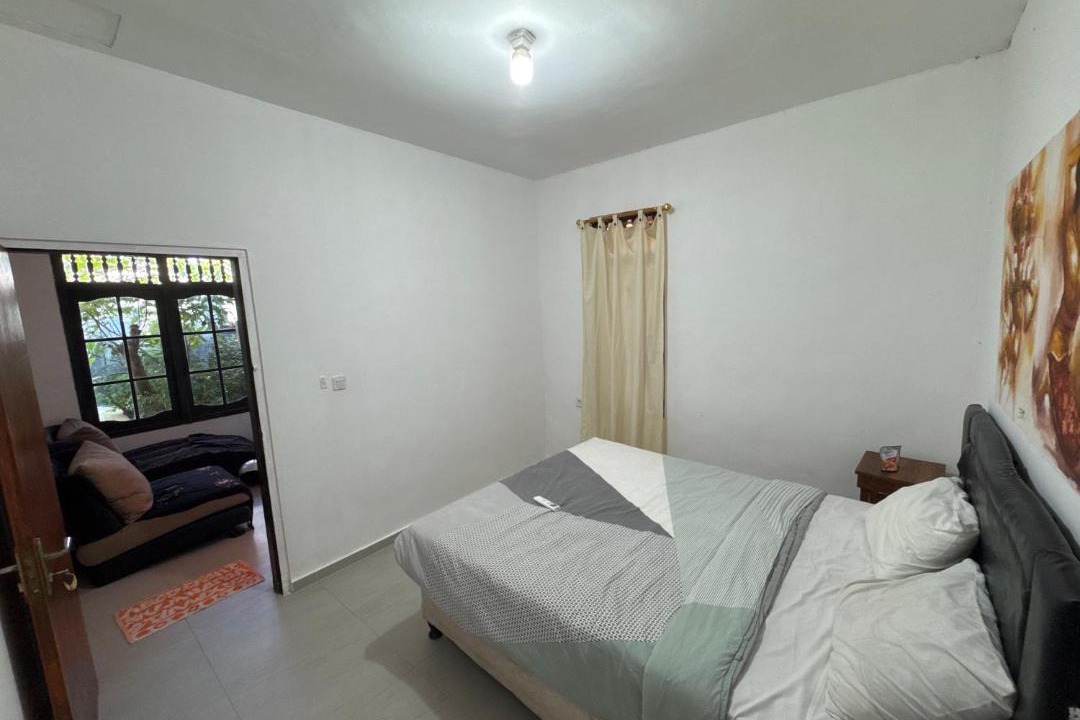 Photo of Bedroom in Kartika Plaza