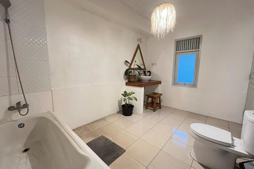 Photo of Bathroom in Sunset Road