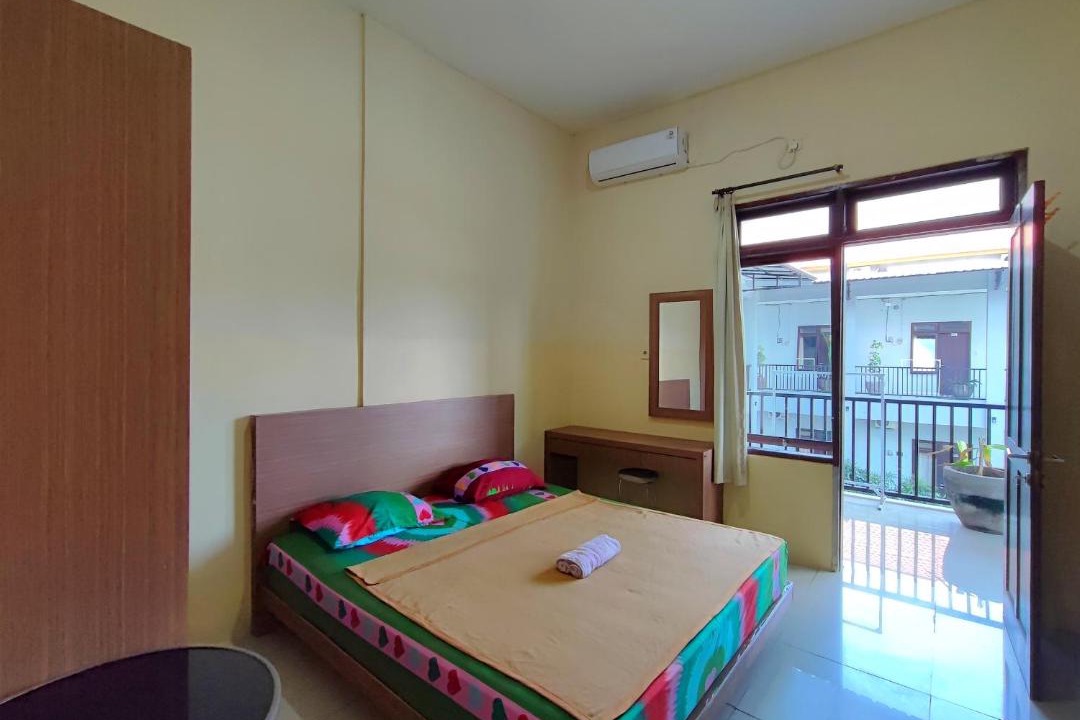 Photo of Bedroom in Sunset Road