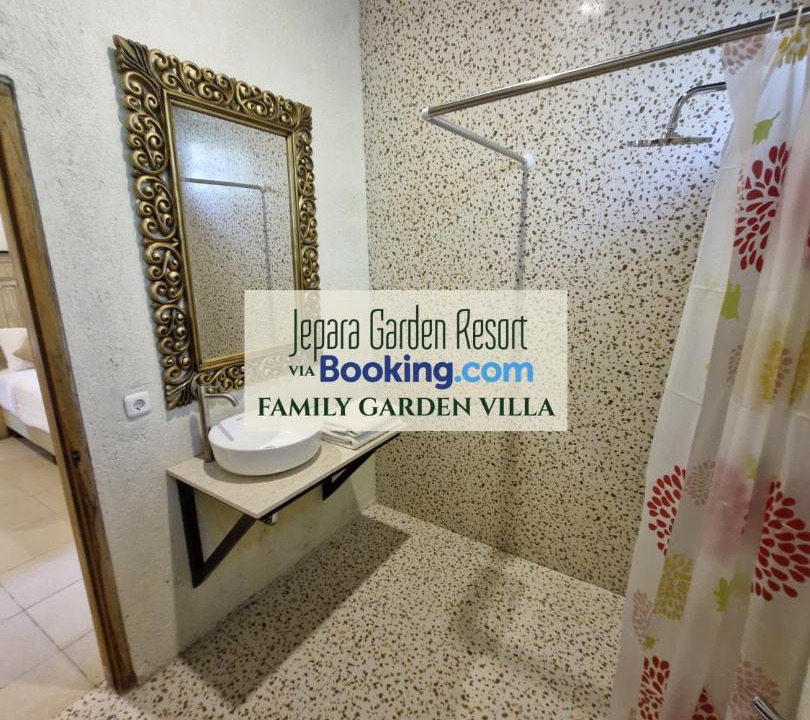 Photo of Others in Tahunan