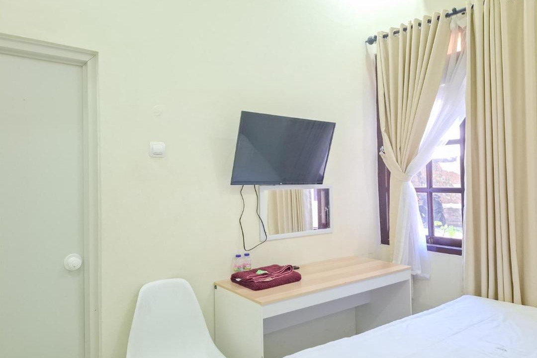 Photo of Bedroom in Hargomulyo