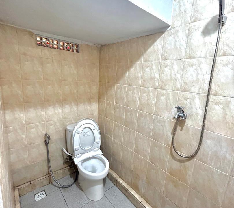 Photo of Bathroom in Laksmana