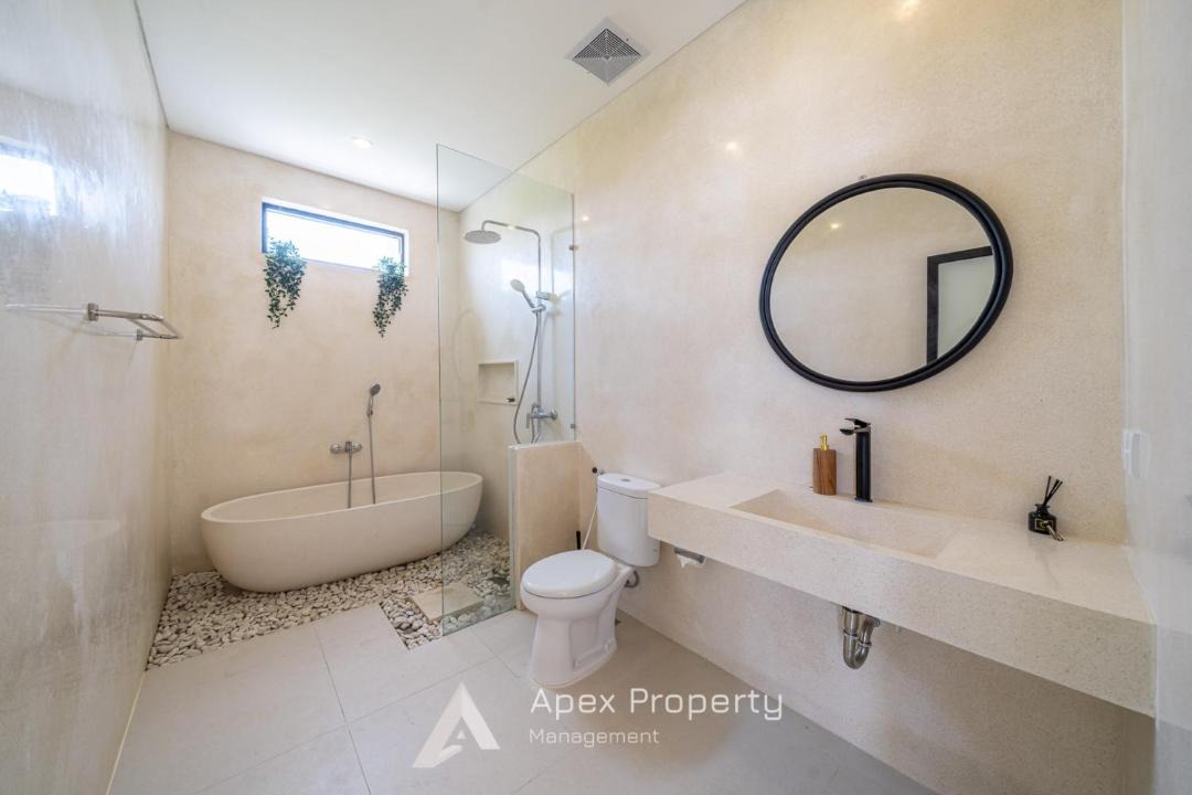 Photo of Bathroom in Munggu