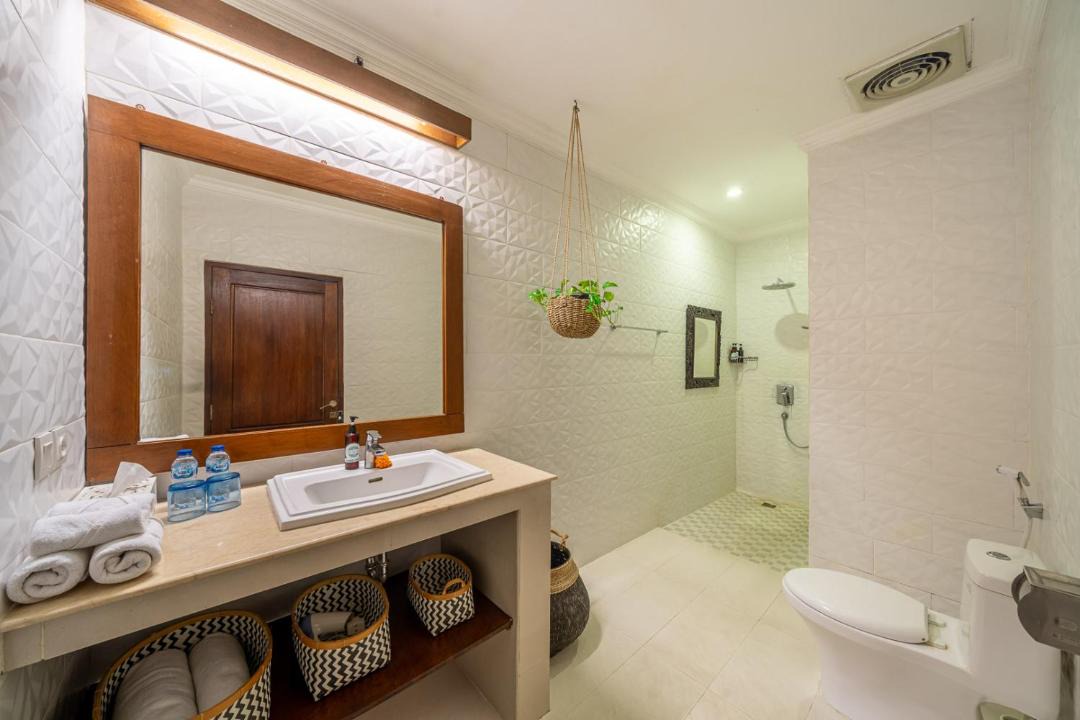 Photo of Bathroom in Petitenget