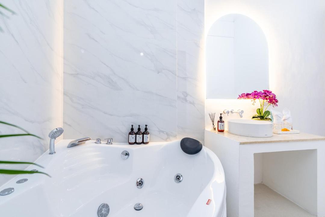 Photo of Bathroom in Sunset Road