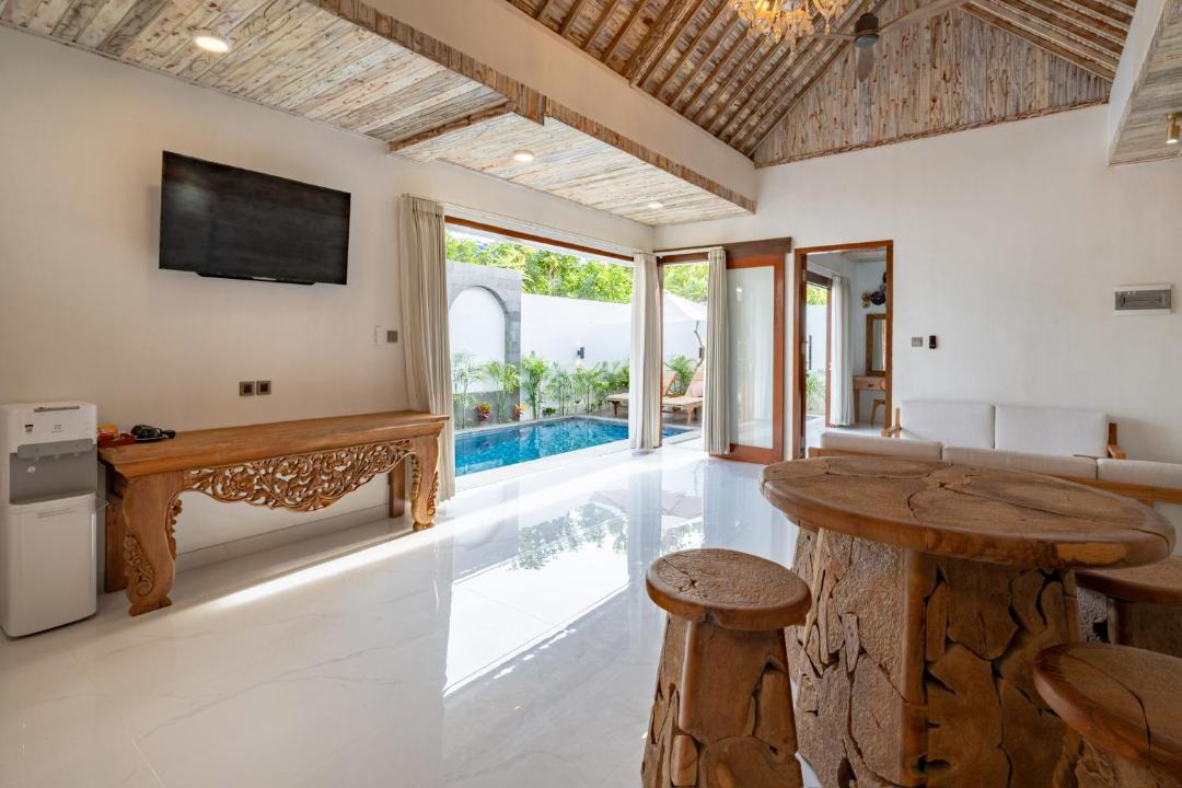 Photo of Others in Jungut Batu