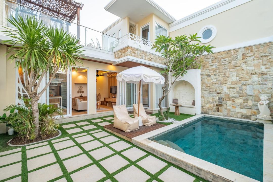 Photo of Patio Balcony in Tumbak Bayuh