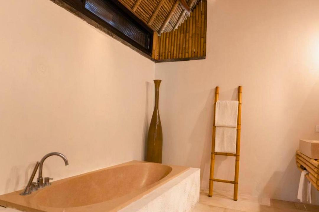 Photo of Bathroom in Munggu