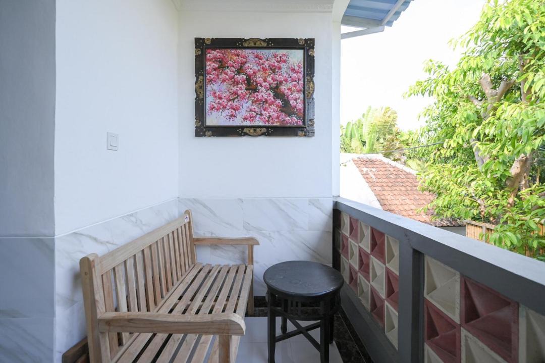 Photo of Patio Balcony in Dyanapura