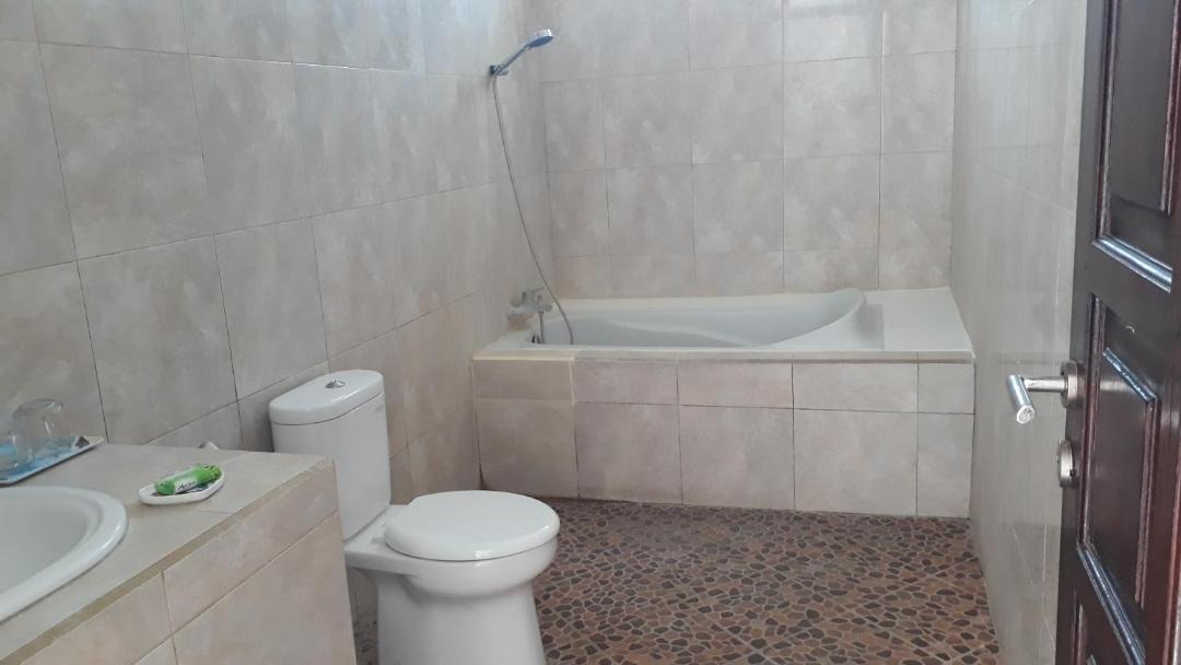 Photo of Bathroom in Padonan