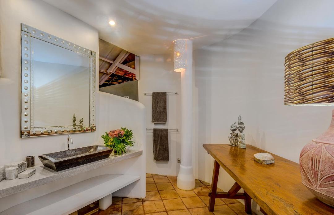 Photo of Livingroom in Drupadi