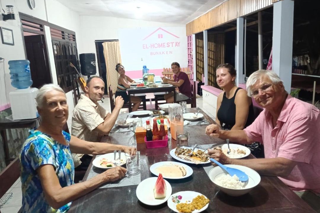 Photo of Others in Bunaken